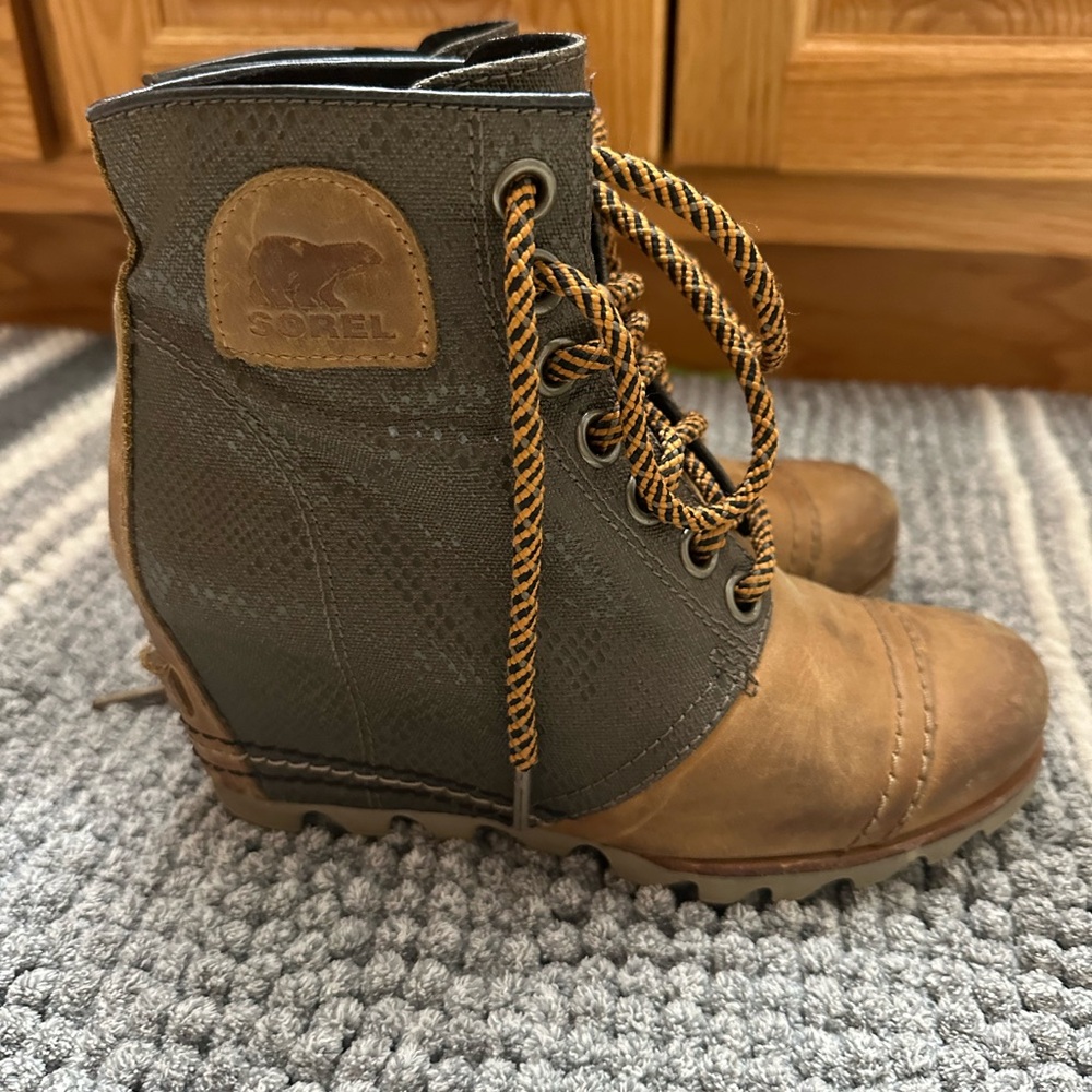 Sorel women’s wedge